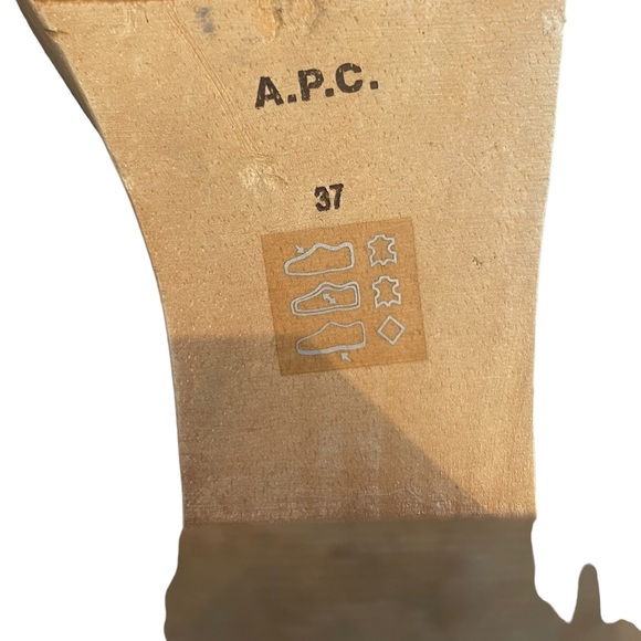 A.P.C. Wood Sandal Heels - Picture 10 of 10